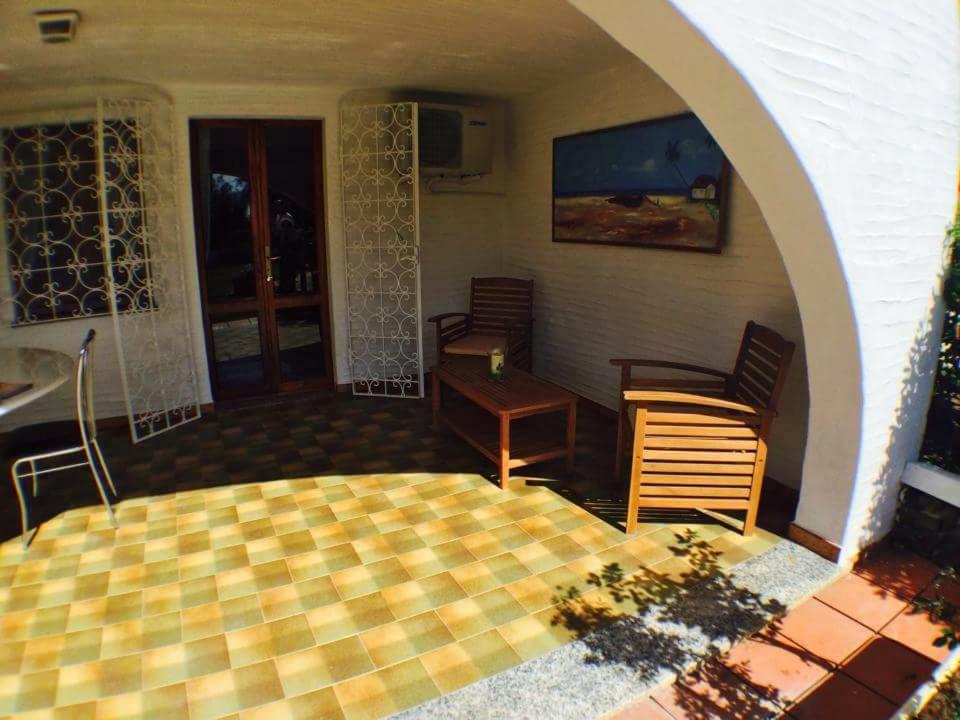 Nicanda- 100 Mt Dal Mare- Giardino Ferienhaus